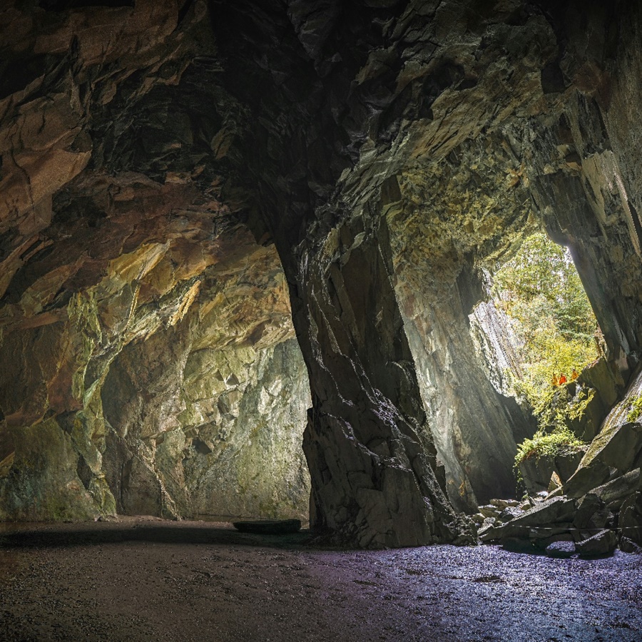 Cathedral Caves Langdale